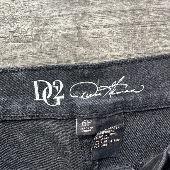 DG2 Diane Gilman Embelish Side Stripe Fringe-Hem cropped Jean Black Sz 6P - Picture 8 of 8